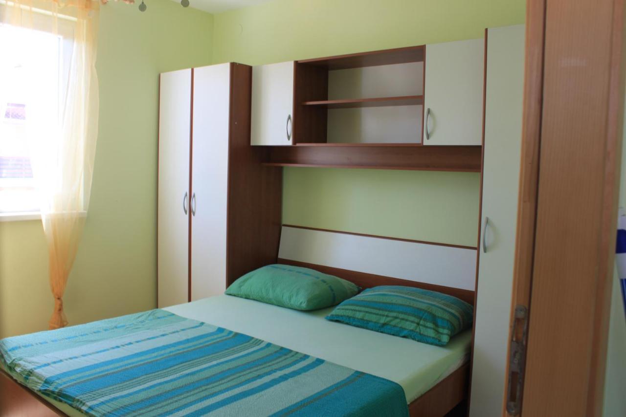 Summer House In Новаля Екстериор снимка