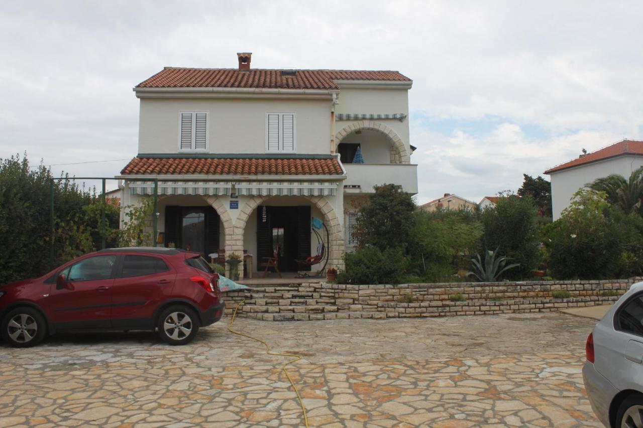Summer House In Новаля Екстериор снимка