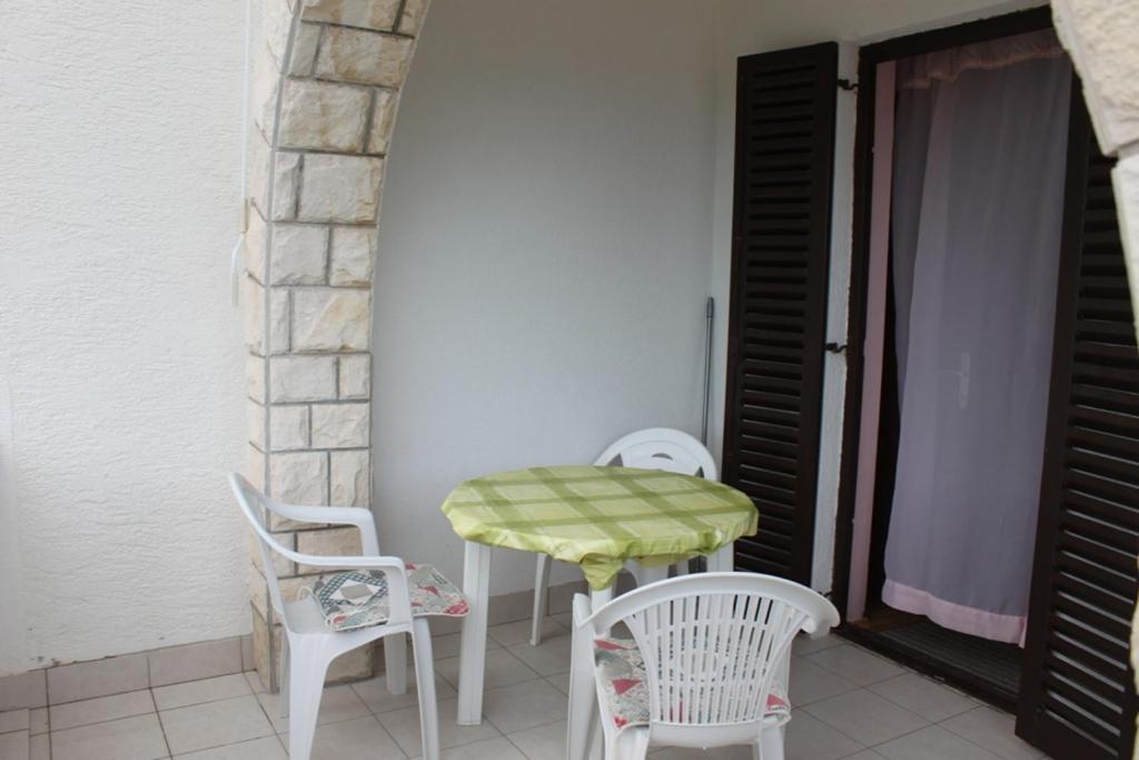 Summer House In Новаля Екстериор снимка